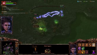 Ostern à la Starcraft: Kerrigan liefert sich einen Eiersammel-Wettbewerb mit einer abtrünnigen Brutmutter ...