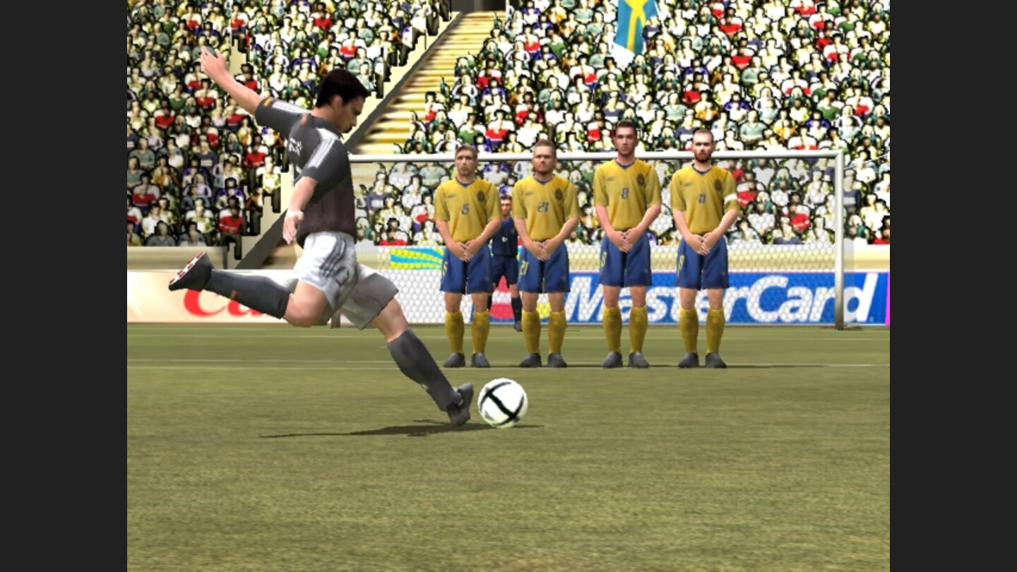 UEFAEURO2004Xb-8644-632 5